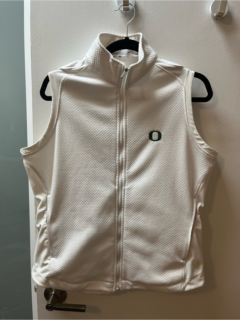 Nike White Sleeveless Full-Zip Golf Vest with Oregon Green O Logo